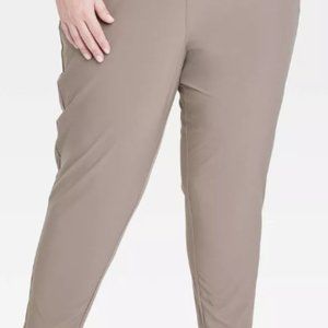 NWT All in Motion High-Rise Stretch Woven pants with taper leg - Size XL Taupe